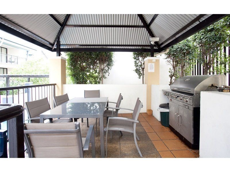 25/2 St Pauls Tce, Spring Hill QLD 4000