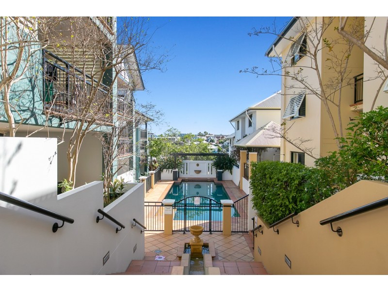 25/2 St Pauls Tce, Spring Hill QLD 4000