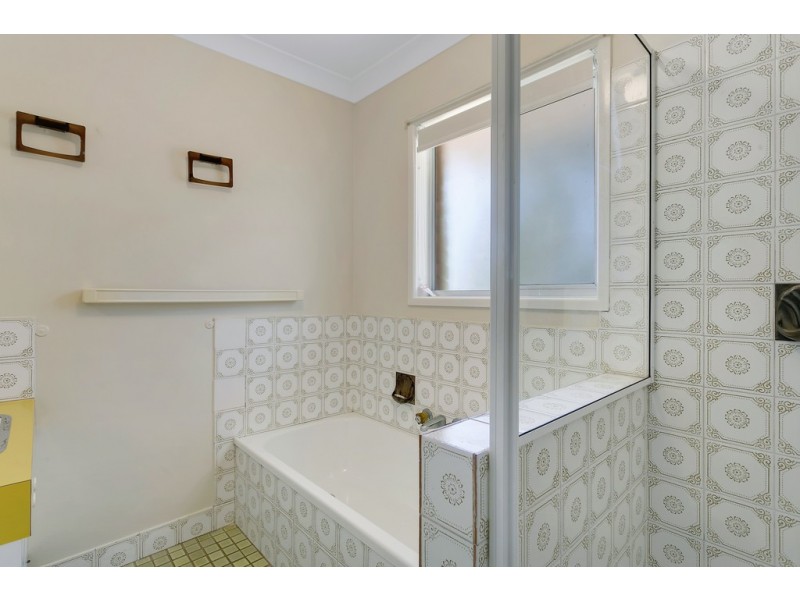 98a Cambridge Street, Carina Heights QLD 4152