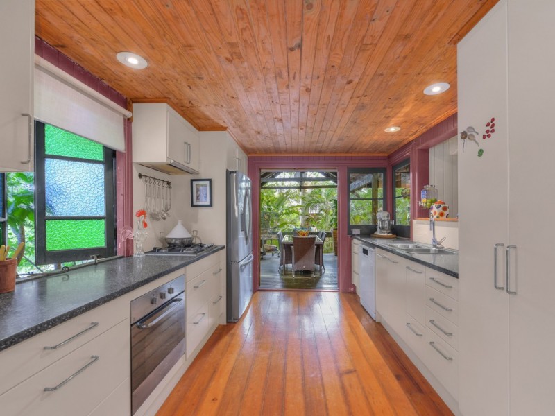 54 Walmsley Street, Kangaroo Point QLD 4169