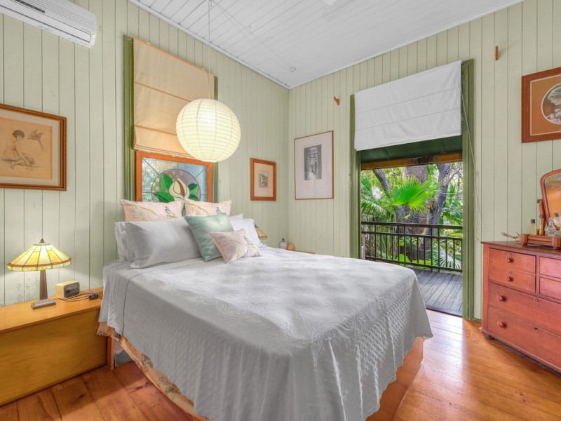 54 Walmsley Street, Kangaroo Point QLD 4169