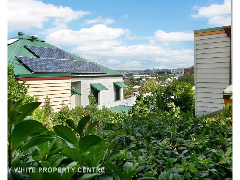 8/70 Hawthorne Street, Woolloongabba QLD 4102