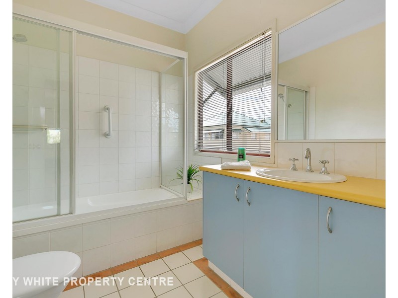 8/70 Hawthorne Street, Woolloongabba QLD 4102