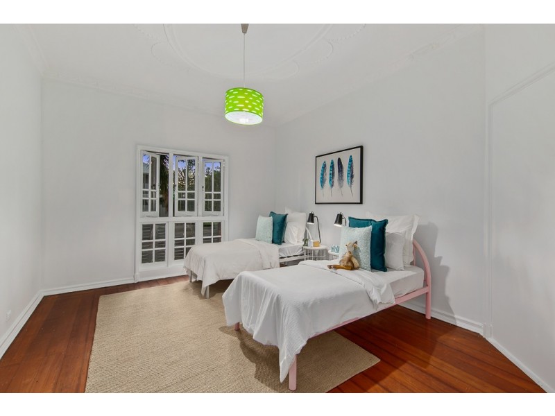 55 Arras Street, Yeronga QLD 4104