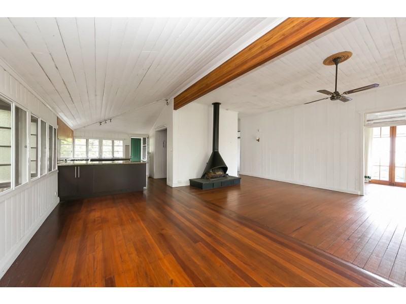 60 Rosecliffe Street, Highgate Hill QLD 4101