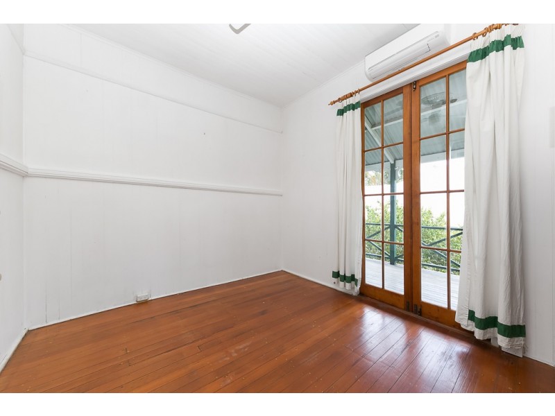 60 Rosecliffe Street, Highgate Hill QLD 4101