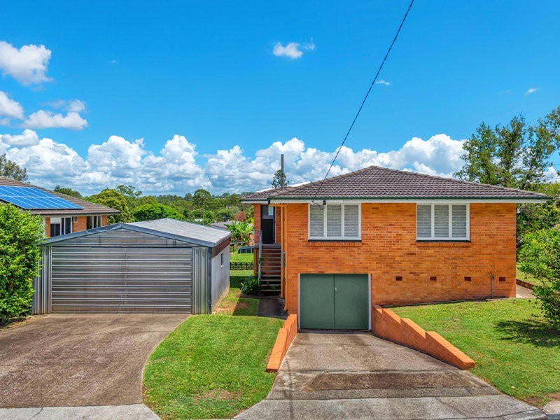 2 Ilford Street, Gordon Park QLD 4031