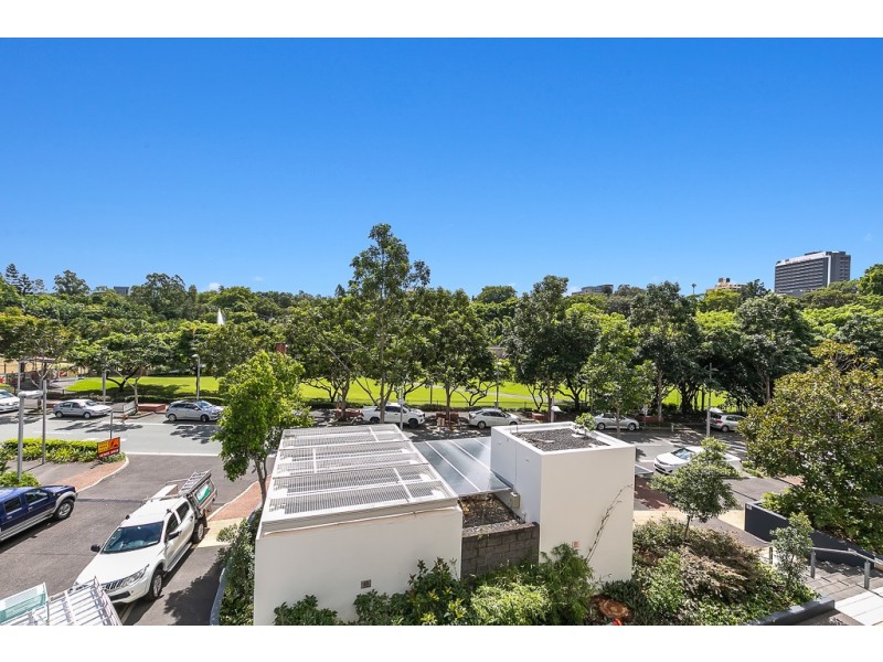 3003/3 Parkland Boulevard, Brisbane City QLD 4000