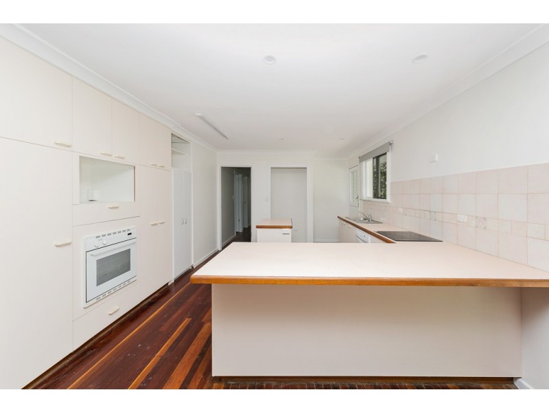 39 Aberfoyle Street, Kenmore QLD 4069