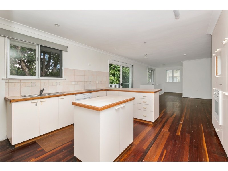 39 Aberfoyle Street, Kenmore QLD 4069