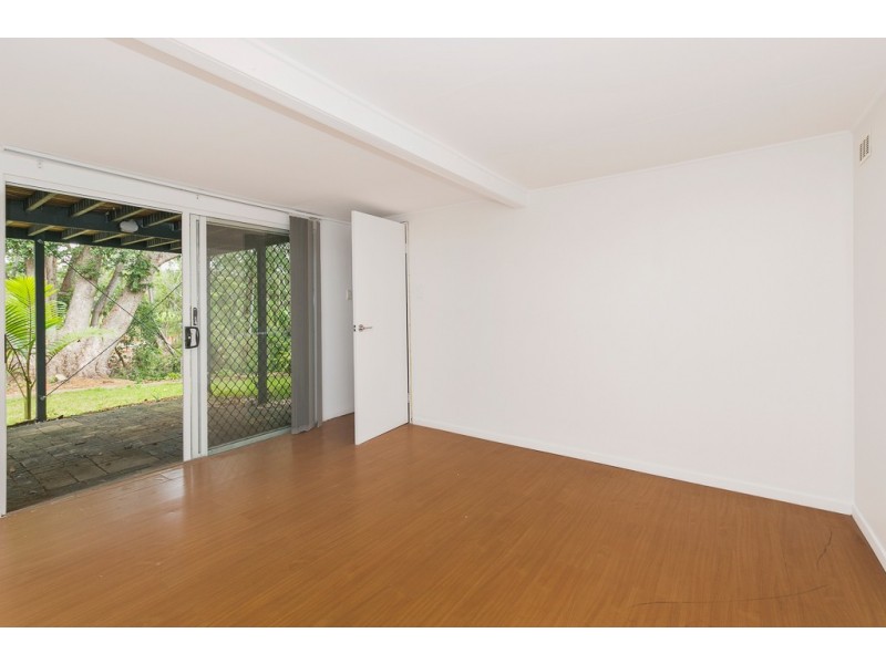 39 Aberfoyle Street, Kenmore QLD 4069