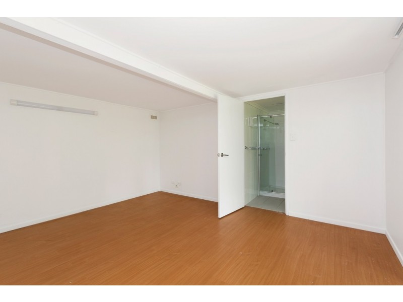 39 Aberfoyle Street, Kenmore QLD 4069