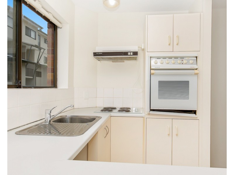 3/16 Holland Street, Toowong QLD 4066