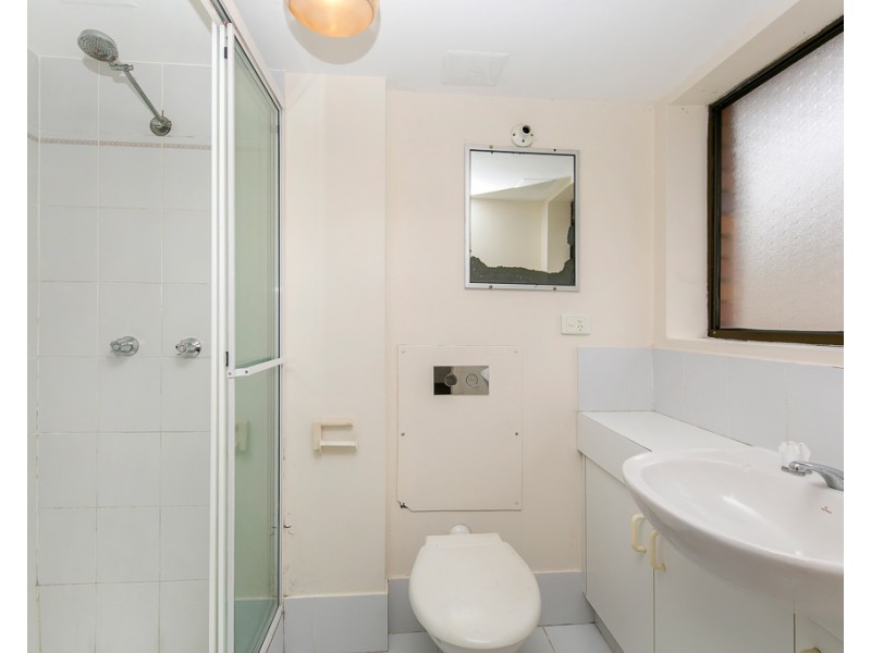 3/16 Holland Street, Toowong QLD 4066