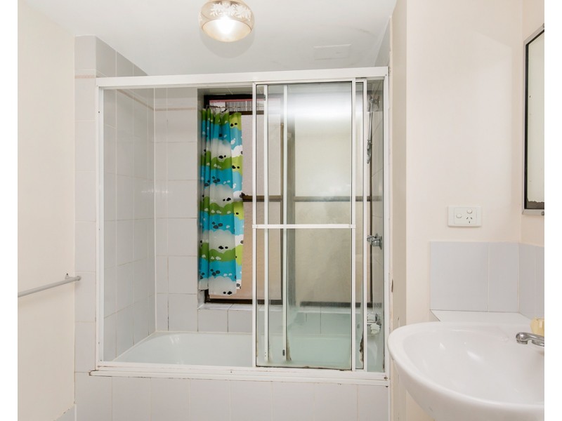 3/16 Holland Street, Toowong QLD 4066