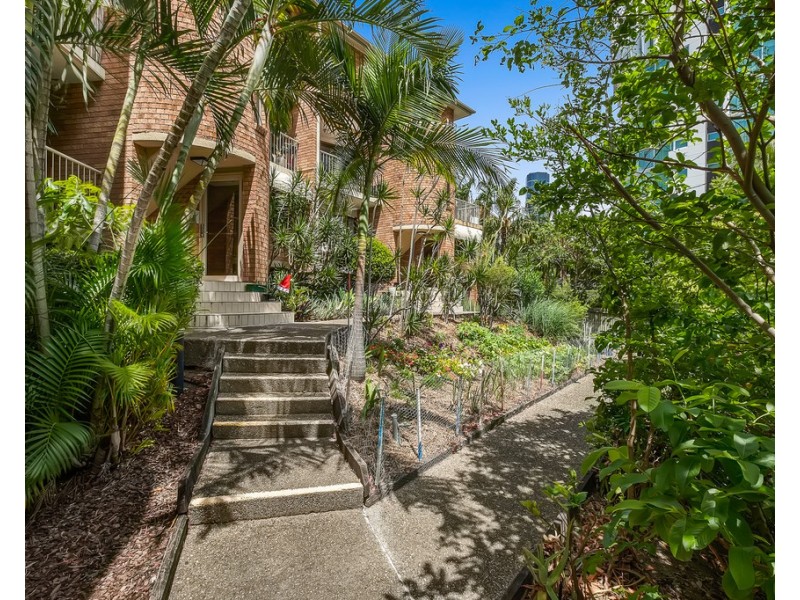 15/41-45 Lambert Street, Kangaroo Point QLD 4169