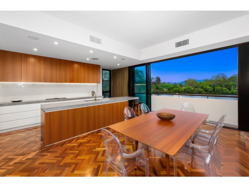 449 Brisbane Corso, Yeronga QLD 4104