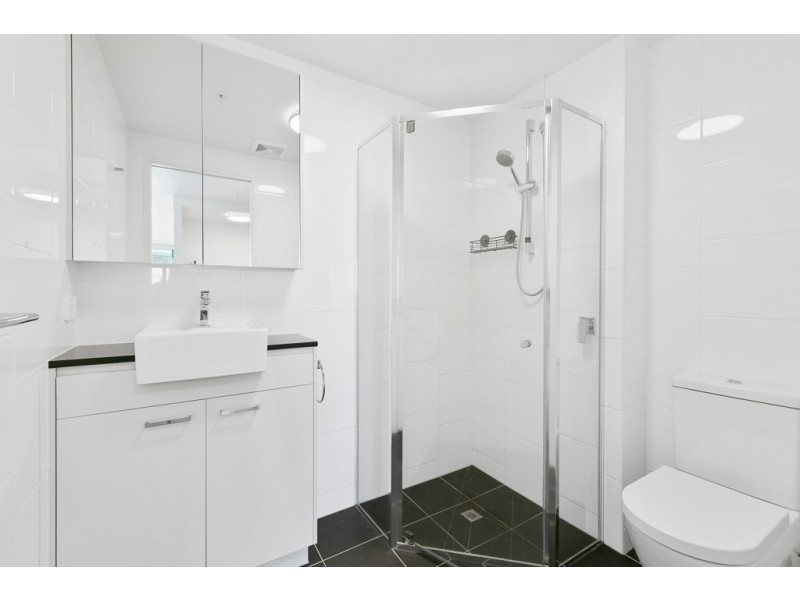 1611/30 Festival Place, Newstead QLD 4006