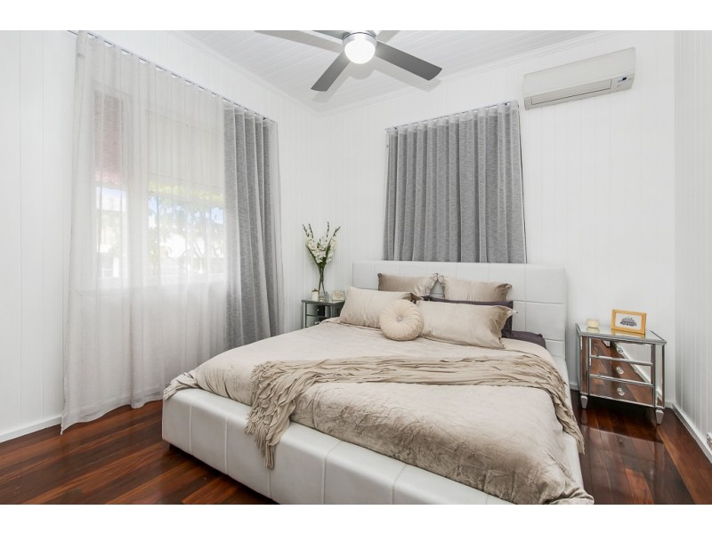 29 Walmsley Street, Kangaroo Point QLD 4169