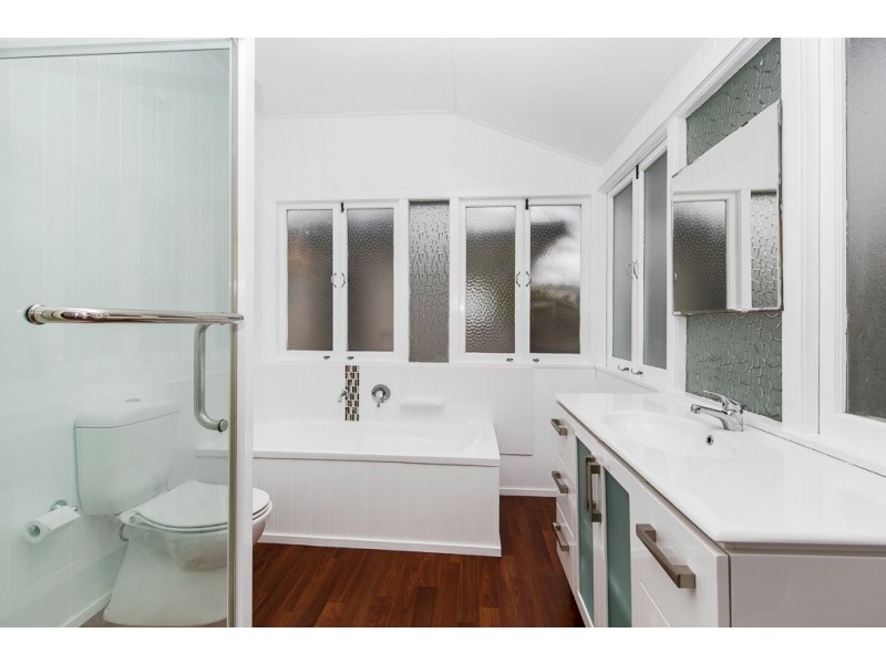 29 Walmsley Street, Kangaroo Point QLD 4169