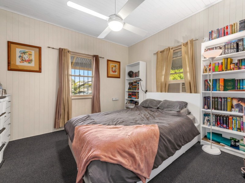 35 Llewellyn Street, Kangaroo Point QLD 4169