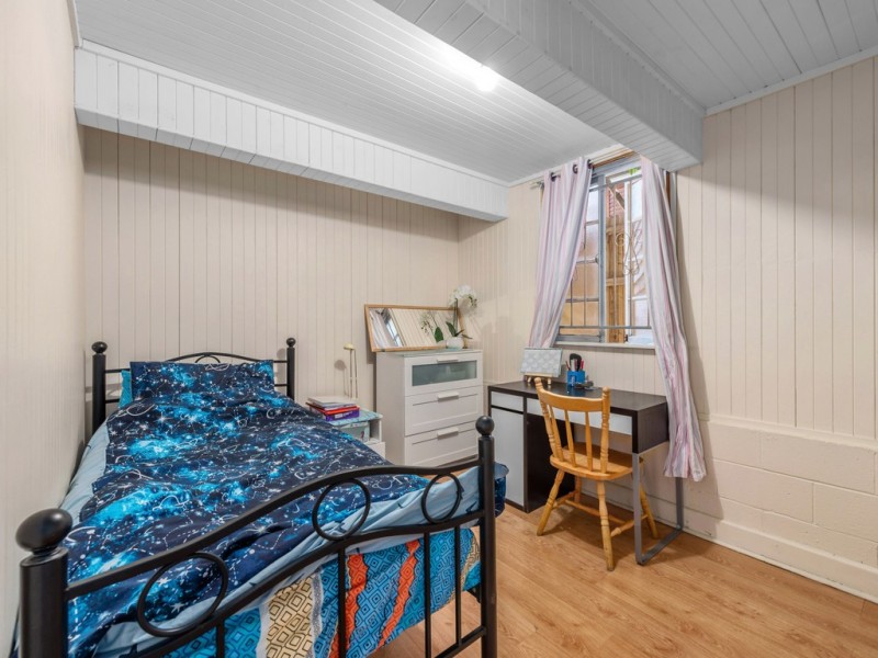 35 Llewellyn Street, Kangaroo Point QLD 4169