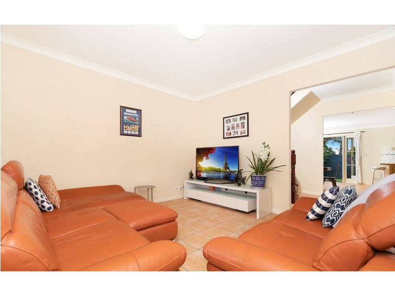 1a High Street, Milton QLD 4064