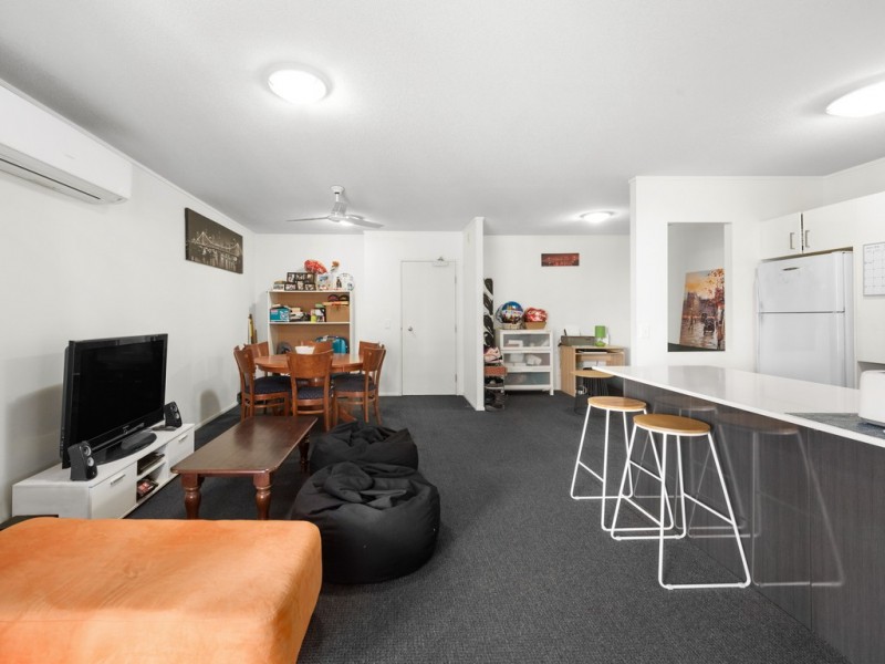 42/15 Goodwin Street, Kangaroo Point QLD 4169