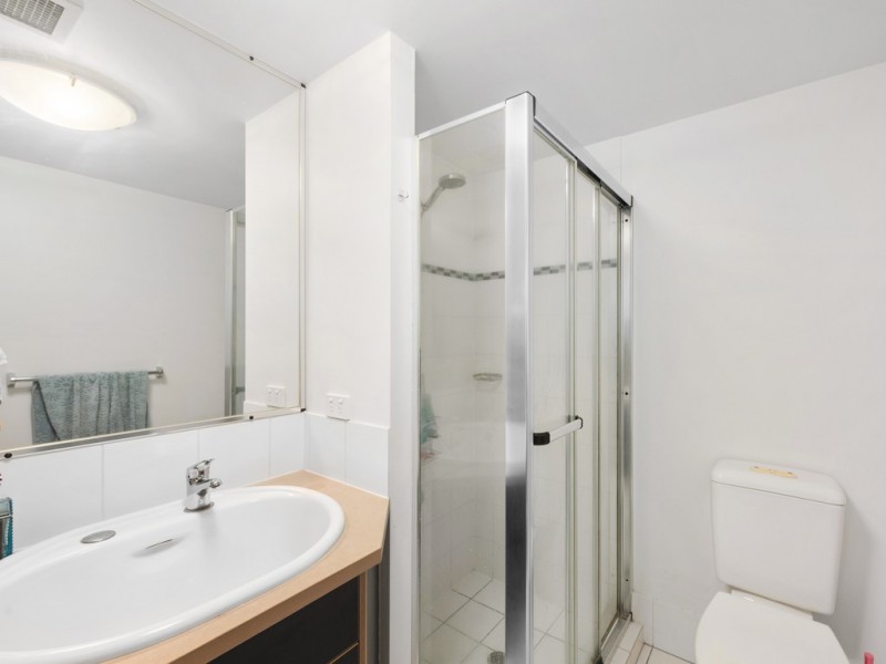 42/15 Goodwin Street, Kangaroo Point QLD 4169