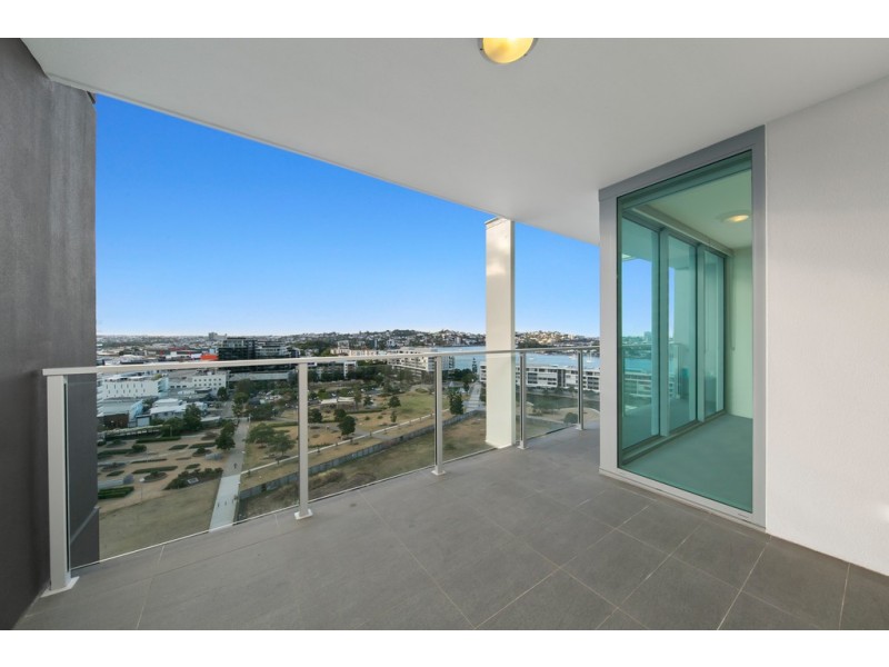1302/30 Festival Place, Newstead QLD 4006