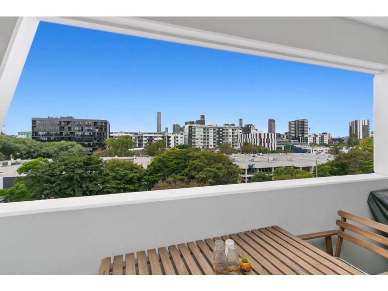 147/8 Musgrave Street, West End QLD 4101