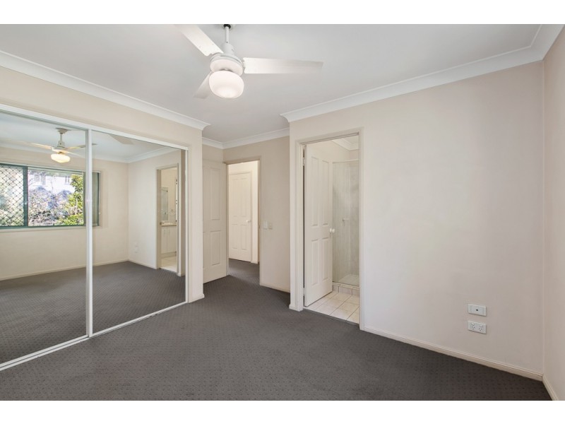 17/96 Marshall Road, Holland Park West QLD 4121