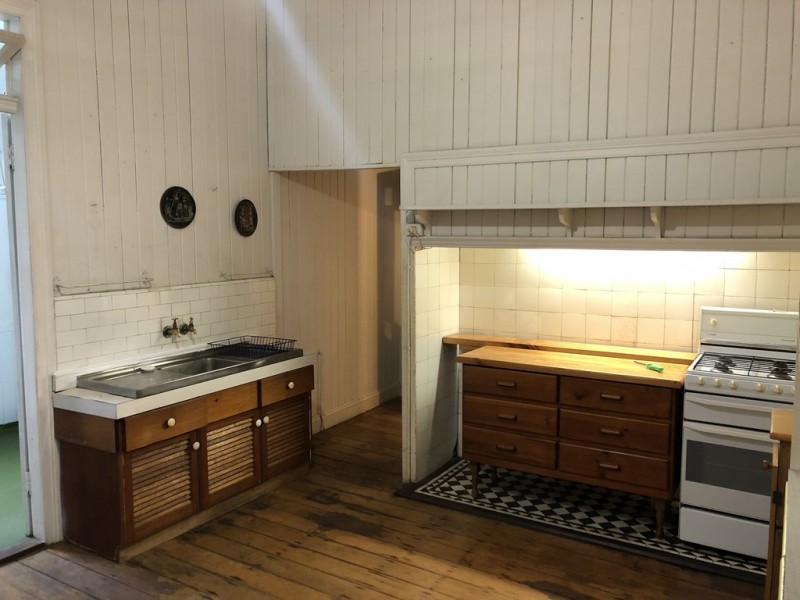 3/5 Albert Street, Woolloongabba QLD 4102