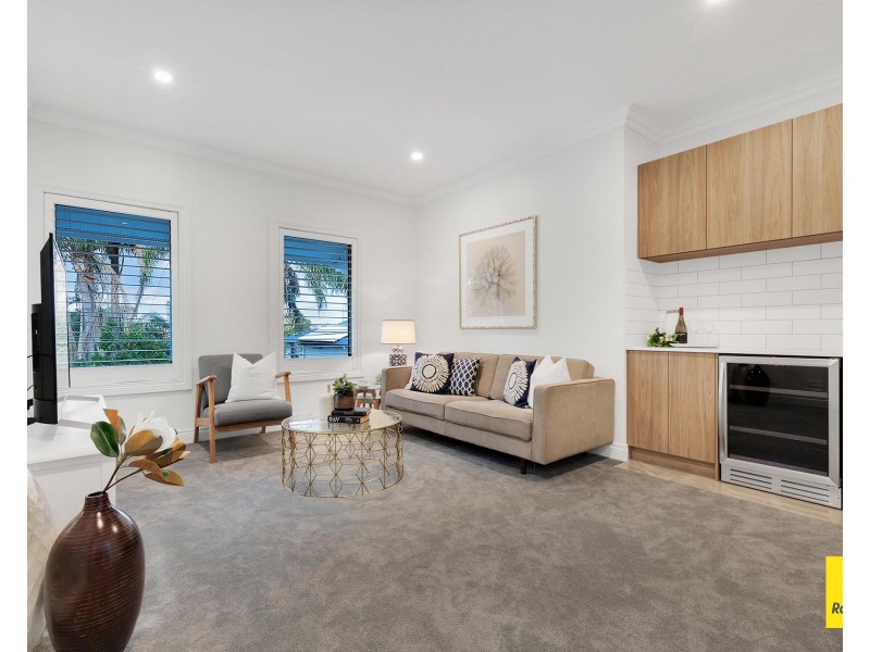 65 Fleurs Street, Woolloongabba QLD 4102