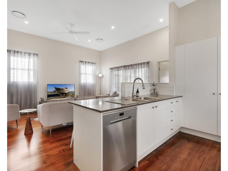 21 Thomas Street, Kangaroo Point QLD 4169