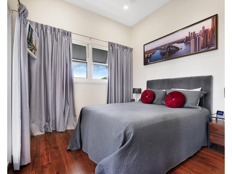 21 Thomas Street, Kangaroo Point QLD 4169