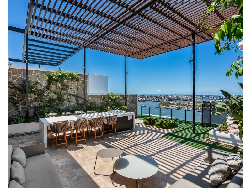 2501/12 Cunningham Street, Newstead QLD 4006