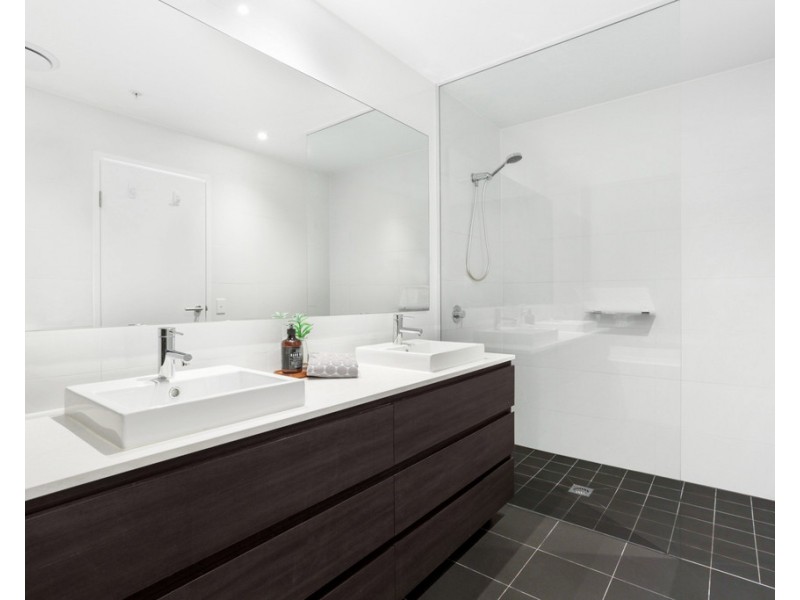 1192/12 Longland Street, Newstead QLD 4006