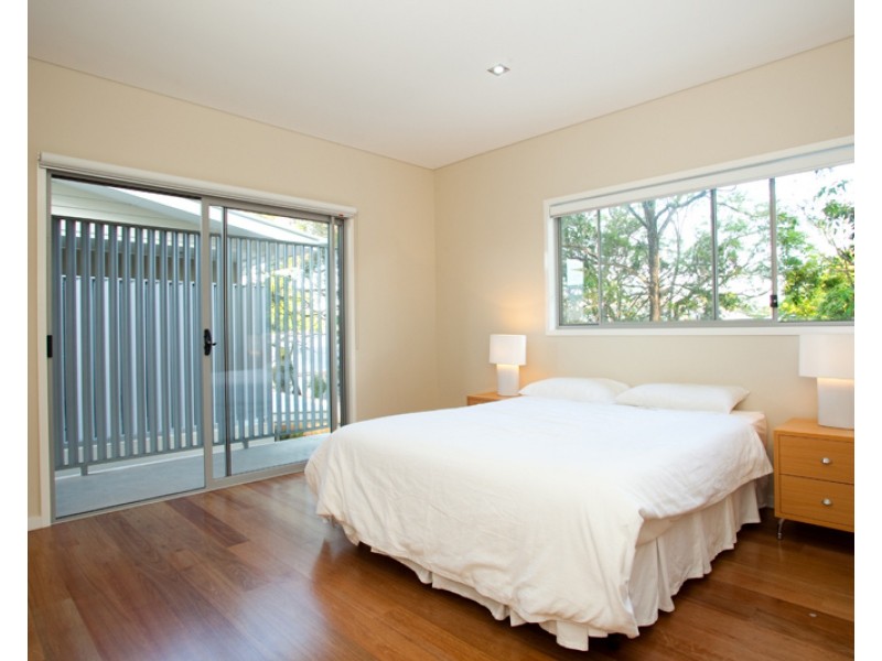 1215a Stanley Street, Coorparoo QLD 4151