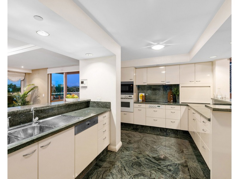 42/410 Stanley Street, South Bank QLD 4101