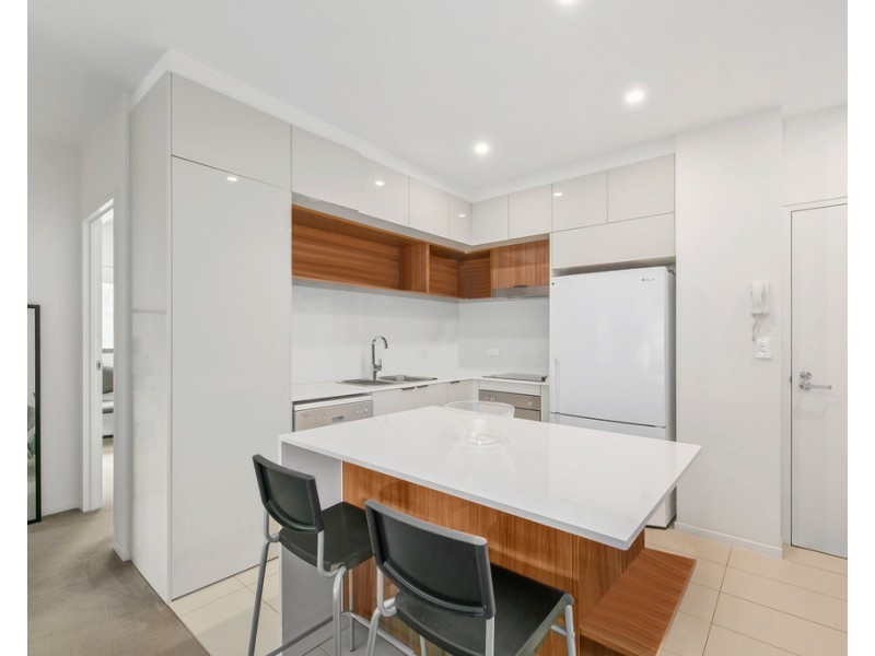 117/21 Masters Street, Newstead QLD 4006