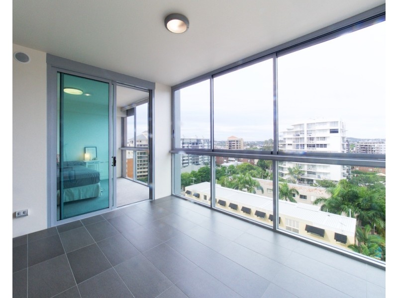 712/18 Thorn Street, Kangaroo Point QLD 4169