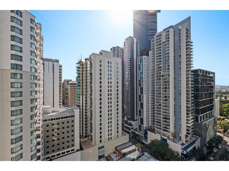 2010/108 Albert Street, Brisbane City QLD 4000