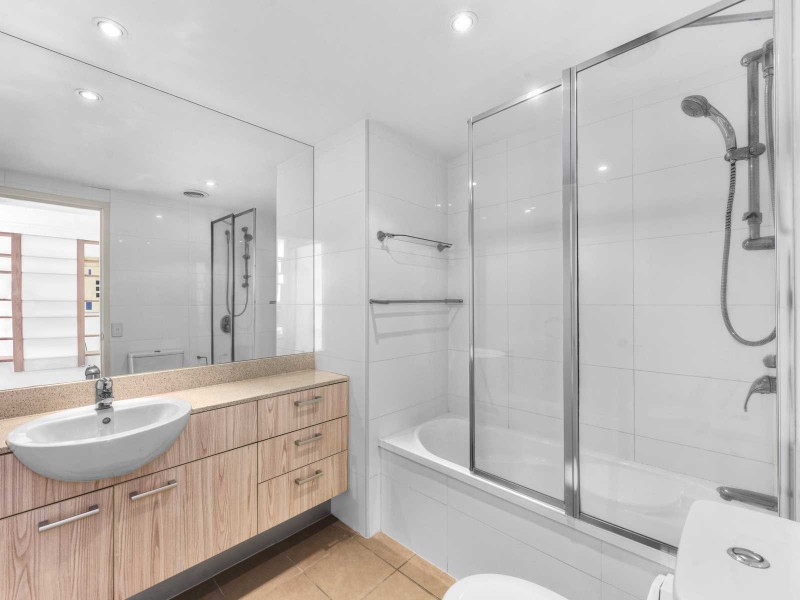 109/51 Hope Street, Spring Hill QLD 4000