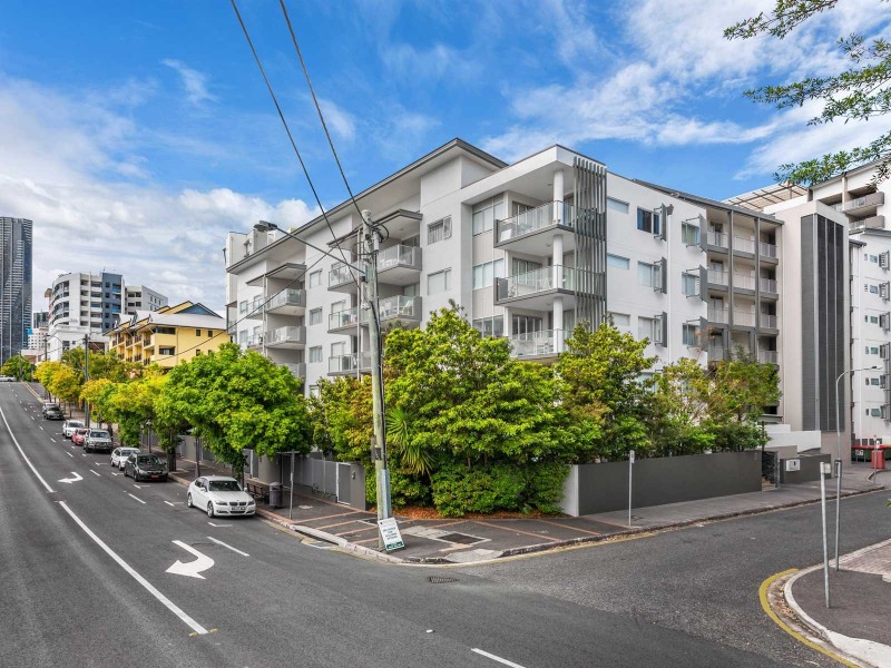 109/51 Hope Street, Spring Hill QLD 4000