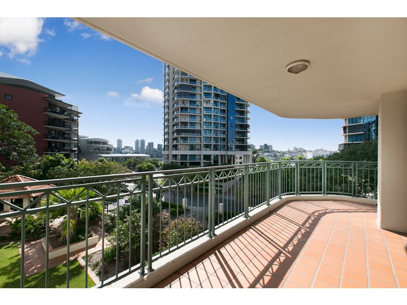 3/1 Goodwin Street, Kangaroo Point QLD 4169
