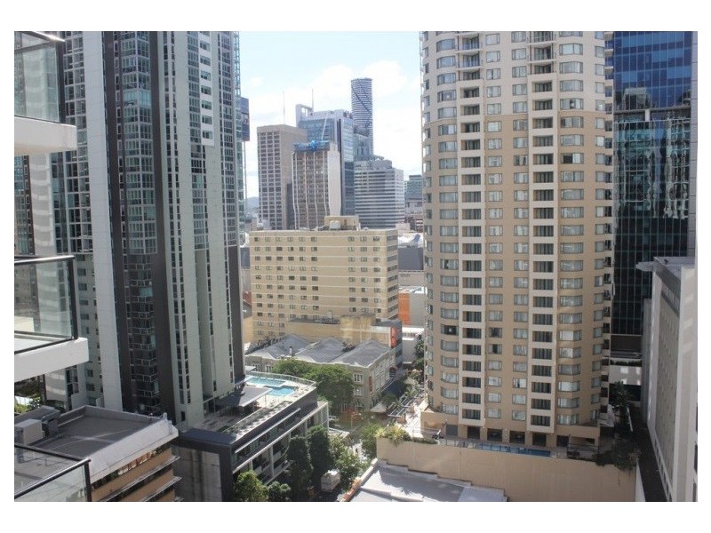 2002/79 Albert Street, Brisbane City QLD 4000