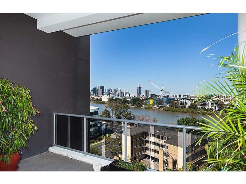 68/363 Coronation Drive, Auchenflower QLD 4066