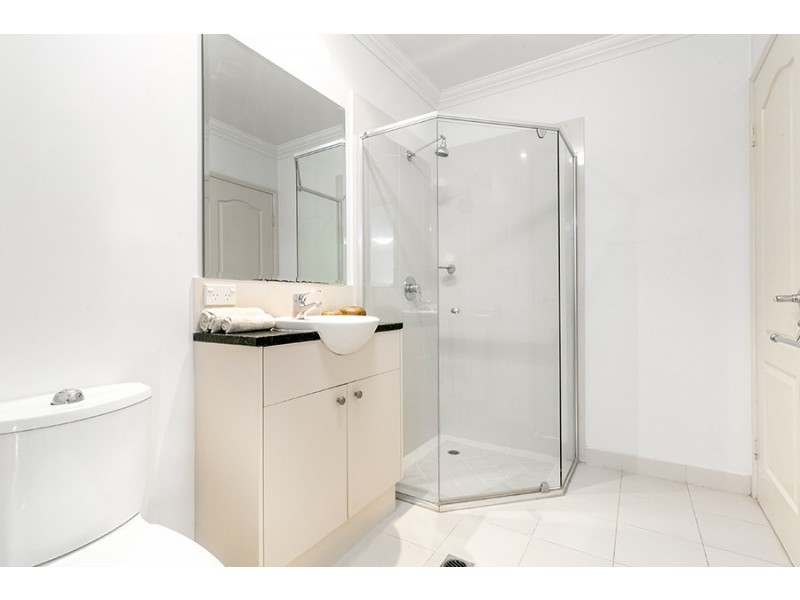 17/161 Main Street, Kangaroo Point QLD 4169