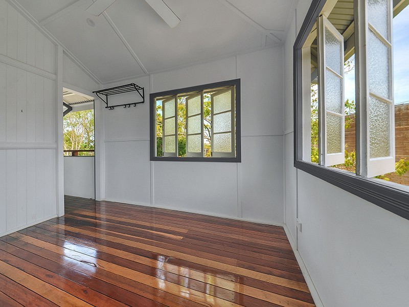43 Leonard Street, Woolloongabba QLD 4102